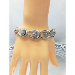 PENNINO Rhinestone Studded Link Bracelet